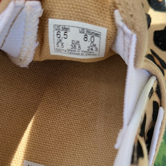 Vans Slip-On Sneakers Leopard Print Tan Black - Picture 2 of 6